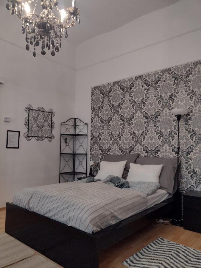Apartament Tiborlak Budapeszt Zewnętrze zdjęcie