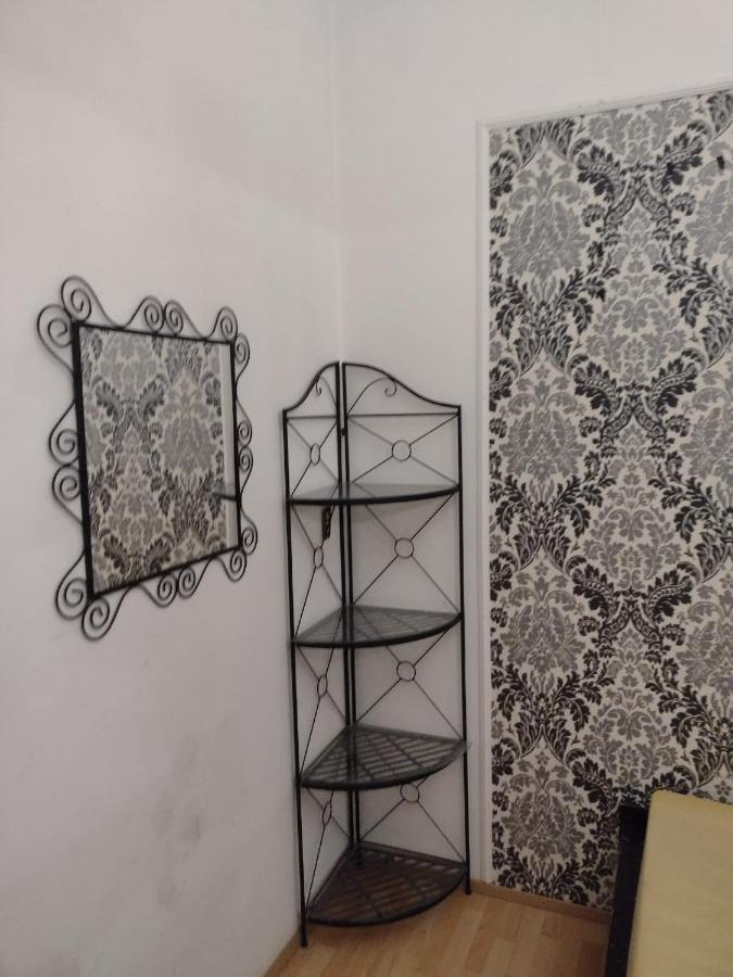 Apartament Tiborlak Budapeszt Zewnętrze zdjęcie